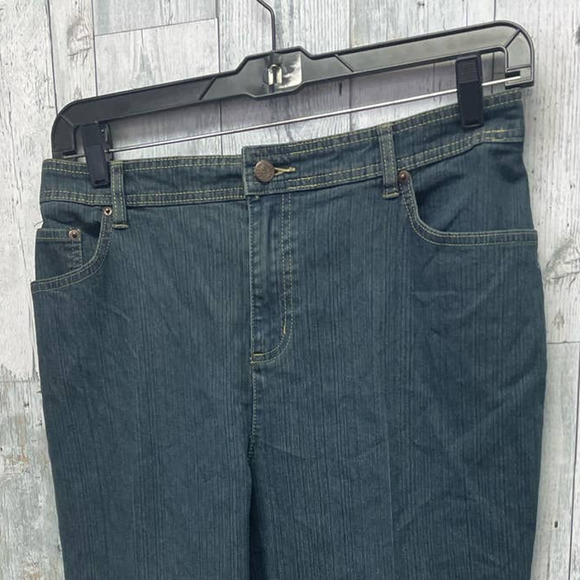 Bill Blass Womens Size 16 PolySpandex Straight Leg Back Elastic Waist Jeans - Picture 2 of 6